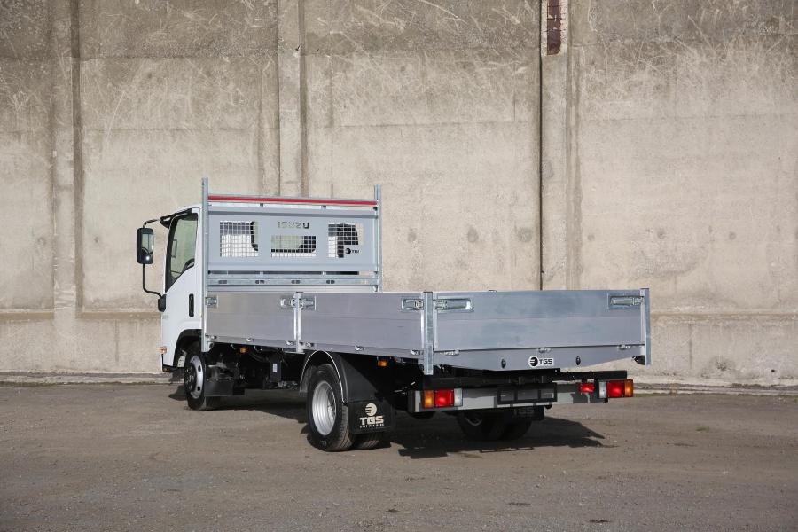  Isuzu Grafter N35.125 4x2 Dropside 2016 года  (UK) (фото 2 из 5)